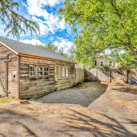 Charming house two blocks from downtown Ashland