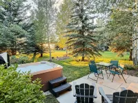 Large Modern Home Near Grand Targhee-New High-End Hot Tub- Game Room + Bicycles! - 4-Sterne