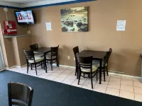 University Manor Inn - 2-Star
