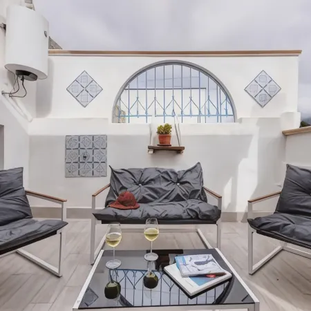 Madre Terra Airport Apartment & Rooms