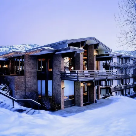 Mountain Chalet Snowmass