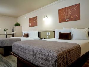 Family Garden Inn & Suites