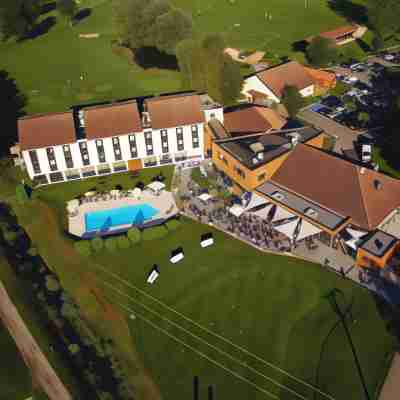 Best Western Domaine de Charmeil Hotel Exterior