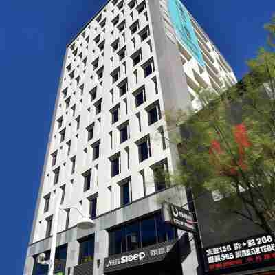 捷絲旅(高雄站前館) Hotel Exterior