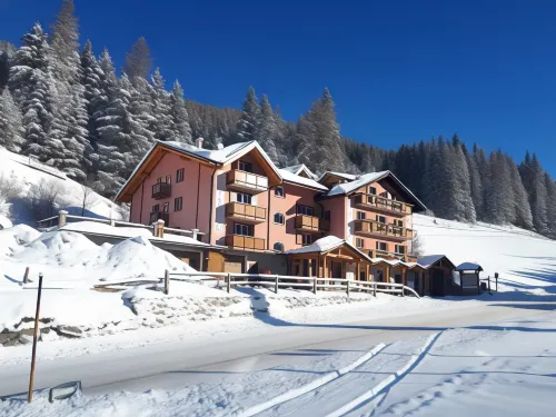 Hotel la Roccia Hotels in Ponte di Legno