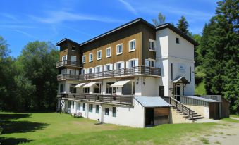 Auberge de Jeunesse HI Chamrousse