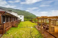 Namhae Uyeongwa Inyeon Pension Uyeon