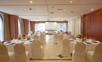 Frontel Al Harithia Hotel
