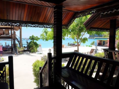 พีพีแซนด์ซีวิวรีสอร์ท