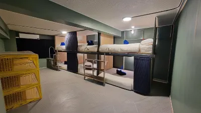 Glur Hostel Pattaya Walking Street