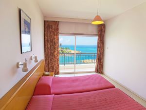 Pola Costa Beach Hotel Apartment