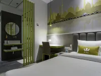 Le Roi Express Paharganj Hotels near Red Fort