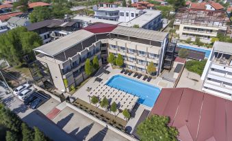 Ayapam Hotel