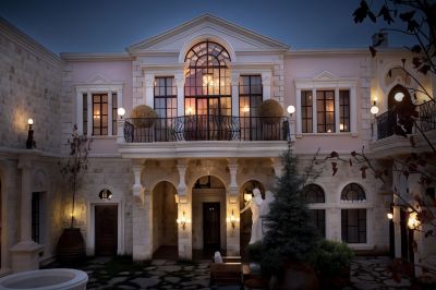 施設外観 セイクリッド ハウスの写真