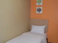 阿齊亞戈飯店 中央廣場附近的飯店