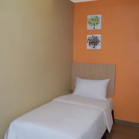 Asiago Hotel Отели в г. Сунгай Петани