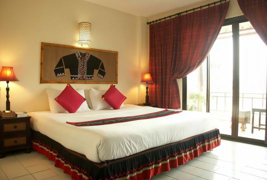 Phumanee Lahu Home Hotel