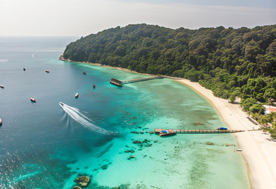 3. 아댜 호텔 체낭..