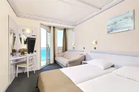 Hotel Plavi Plava Laguna Hotel in zona Plaza Spadici Materada