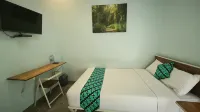 칼리마야 레지던스 샤리아 1 바이 코코텔 Kauman regency kristal 2 / 85 주변 호텔