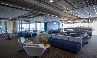 3. 튤립 인 에인트..