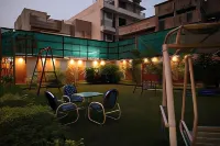 Hayyat Luxury Hotel Hotels near Lahore Museum