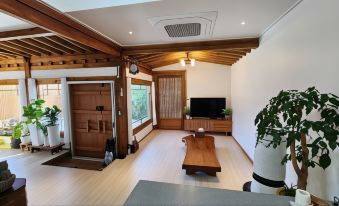 Gyeongju Elim Hanok Stay