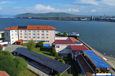 Hotel Aquastar Danube Hotels in 