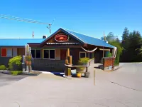 West Coast Motel on the Harbour Hotels in Alberni-Clayoquot Regional District