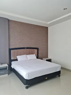 Harvest Residence Hotels in Kelapa Lima