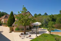 Aux Bories de Marquay, Chambres d'hôtes B&B Avec Piscine et Spa près de Sarlat
