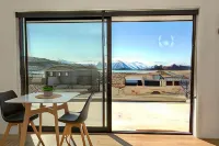 Wahi Nui Hotels in Tekapo