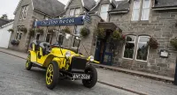 The Glen Hotel Newtonmore - Rooms, Bar & Restaurant - Parkplatz