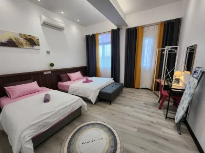 One Point Hotel @ King Centre Hotel in zona Wawasan Open University