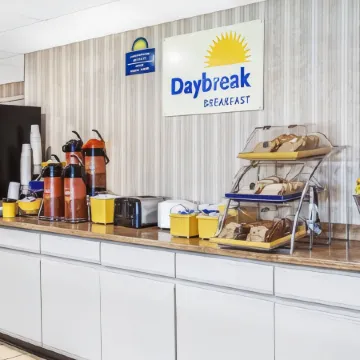 Days Inn by Wyndham Scranton PA