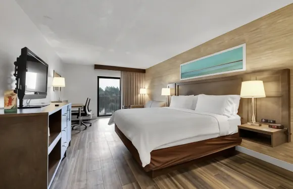 彼得伯勒海濱假日酒店