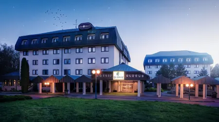 Hotel Globus Отели в г. Jesenice u Prahy