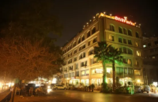 Envoy Continental Hotel, Blue Area, Islamabad Hotels near E-7 Sector