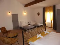 Le Domaine des Sources Hotels in Saint-Maximin-la-Sainte-Baume