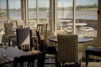 Shard Riverside Hotels in Greenhalgh-with-Thistleton