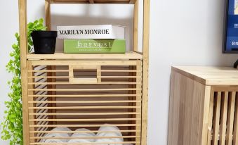 Moon House in Seoul #Quiet #Airport Transport Nearby#1 Min to Line2 Nakseongdae Subway