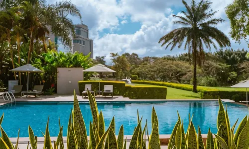 Mount Meru Hotel