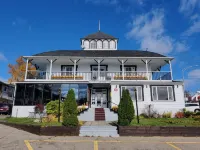 Hotel - Motel Georges Hôtels à : Tadoussac
