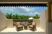Swahili Beach - parking