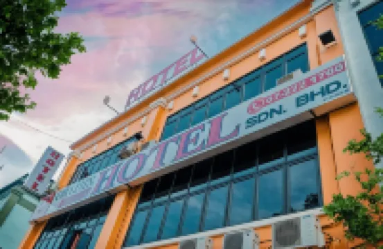 Ghazrin's Garuda Hotel Hotels near Masjid An-Nur @ Larkin Sentral