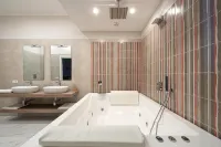 Main - Municipio - Bathtub