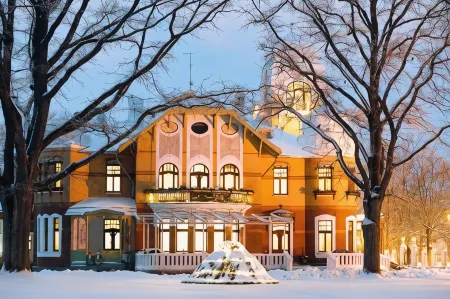 Villa Ammende Restaurant and Hotel