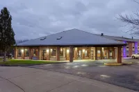Days Inn by Wyndham Wooster
