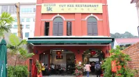 ANGGUN RESIDENCES GUESTHOUSE