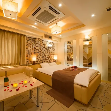 Hotel the I Adult Only